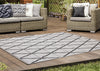 Jackson Diamond Indoor/Outdoor Area Rug - 5'3" x 7'7"|Carpette Jackson à motif de diamants pour l’intérieur et l'extérieur - 5 pi 3 po x 7 pi 7 po
