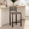 Lennor Mid-Century Modern Boucle Metal Counter Stool in Mushroom | Tabouret de comptoir en metal boucle style mid-century modern Lennor, coloris champignon