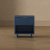 Elara Contemporary 18" Solid Wood Nightstand in Midnight Blue (1-Drawer) | Table de nuit contemporaine Elara 18" en bois massif bleu minuit (1 tiroir)