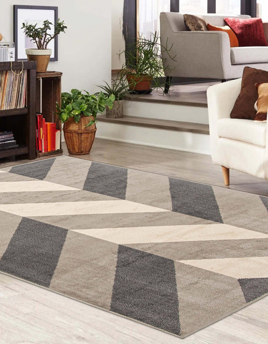 Bianca Grey Area Rug - 5'0\" x 8'0\"