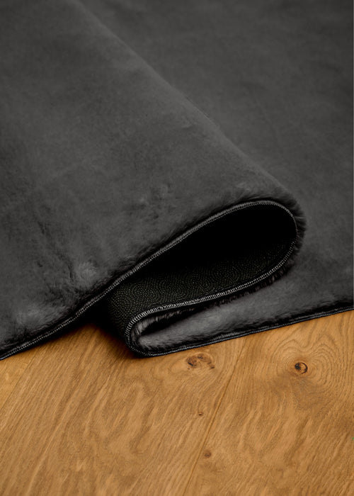 Argo Plush & Shags Charcoal Washable Rug 6'7\" x 9'0\" Indoor Area Rug