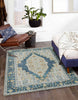 Kinsley Traditional 5'3" x 7'3" Area Rug in Blue Indoor Area Rug | Tapis Traditionnel Kinsley 5'3" x 7'3" en Bleu