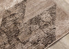 May Distressed Geometric Area Rug - 5'3" x 7'7"|Carpette May à motifs géométriques vieillis - 5 pi 3 po x 7 pi 7 po