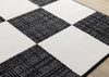 Covington Black White Checkered Pattern Rug, 6'7" x 9'10" Indoor Area Rug | Tapis Covington a Carreaux Noir et Blanc, 6'7" x 9'10"