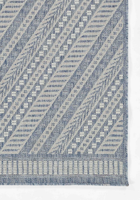 Livia Transitional 8'0\" x 10'0\" Area Rug in Blue Indoor Area Rug