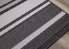 Jackson Striped Indoor/Outdoor Area Rug - 5'3" x 7'7"|Carpette Jackson à rayures pour l’intérieur et l'extérieur - 5 pi 3 po x 7 pi 7 po