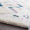 Lola Chevron 5x8 Area Rug|Carpette Lola à motifs de chevrons 5 x 8|D80G595L