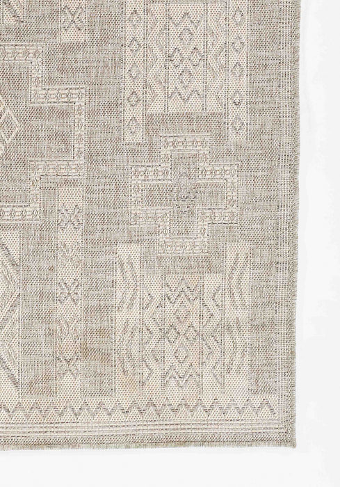 Nyra Transitional 6'6\" x 9'0\" Area Rug in Grey Indoor Area Rug