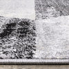 Covington Distressed Triangles Area Rug - 6'7" x 9'10"|Carpette Covington à motifs de triangles vieillis - 6 pi 7 po x 9 pi 10 po