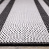 Jackson Striped Indoor/Outdoor Area Rug - 5'3" x 7'7"|Carpette Jackson à rayures pour l’intérieur et l'extérieur - 5 pi 3 po x 7 pi 7 po