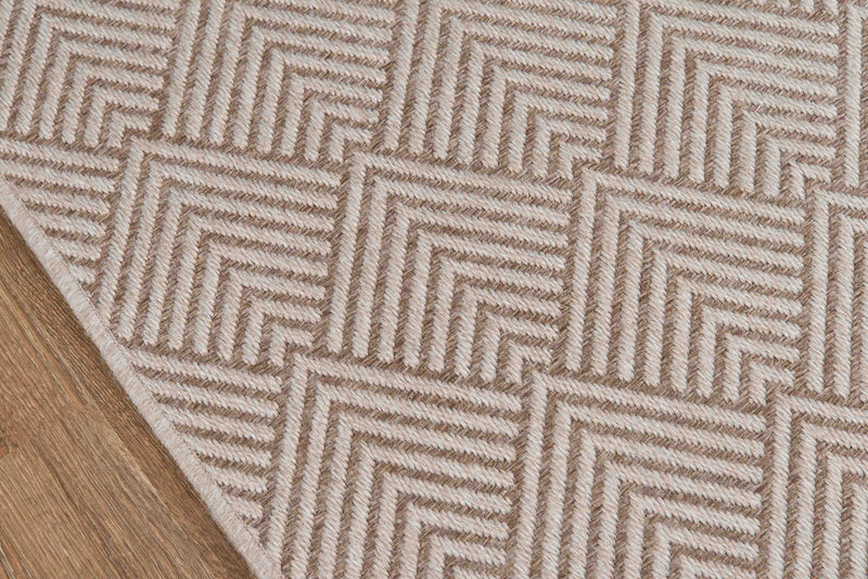 Laura Contemporary 2'0\" x 6'0\" Runner Rug in Ivory Indoor Area Rug