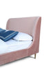Heather Mid-Century Modern Velvet Upholstered Full Bed in Blush and Gold | Lit double Heather style milieu du siecle moderne, rembourre en velours rose poudre et or