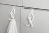 Umbra Buddy Over-Cabinet Hooks - White|Crochets sur l’armoire Buddy de Umbra - blancs