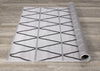 Jackson Diamond Indoor/Outdoor Area Rug - 5'3" x 7'7"|Carpette Jackson à motif de diamants pour l’intérieur et l'extérieur - 5 pi 3 po x 7 pi 7 po