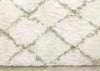 Taylor Cream Brown Lattice Shag Rug, 5'3" x 7'7" Indoor Area Rug | Tapis Taylor creme en treillis marron, 5'3" x 7'7"
