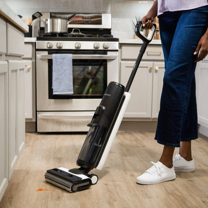 Tineco 6 Series Cordless Stick Vacuum Floor Washer with Flash Dry and Mop - FW144100US