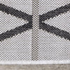 Jackson Diamond Indoor/Outdoor Area Rug - 5'3" x 7'7"|Carpette Jackson à motif de diamants pour l’intérieur et l'extérieur - 5 pi 3 po x 7 pi 7 po