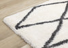 Fairmont White Grey Trellis Rug, 5'3" x 7'7" Indoor Area Rug | Tapis Fairmont treillis blanc gris, 5'3" x 7'7"