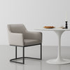 Manhattan Comfort Modern Serena Dining Armchair Upholstered Leatherette with Steel Legs - Light Grey|Chaise de salle à manger à accoudoirs moderne Serena de Manhattan Comfort revêtue de similicuir avec pattes en acier - gris clair