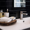 Smart Tiles Peel and Stick 2-Sheet 22 x 8 Backsplash - Square Berlin|Dosseret Smart Tiles peler et coller 22 x 8, 2 feuilles - Square Berlin