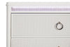 Ava Bedroom Chest of Drawers with LED Light, 5-Drawer, 40.5"W x 54.1"H, Glam - White | Commode verticale somptueuse Ava de 40,5 po (L) x 54,1 po (H) à 5 tiroirs avec éclairage à DEL pour la chambre à coucher - blanche