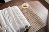 Dream Step Memory Foam Bubble Taupe Faux Fur Area Rug - 5' x 7' | Carpette Dream Step à bulles en fausse fourrure taupe avec mousse à mémoire de forme - 5 pi x 7 pi