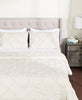 Gardenia Wynd 3-Piece King Comforter Set - Oatmeal | Ensemble d'édredon Gardenia Wynd 3 pièces écru pour très grand lit