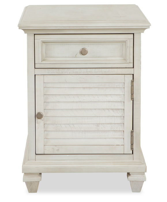 Newman  18\" Traditional Chairside Table with Storage - Alabaster White Pine