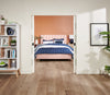Kort & Co. Rain Upholstered Platform Bed in Pink Fabric, Tufted - Queen Size | Lit plateforme rembourré Rain de Kort & Co. en tissu rose capitonné - format grand lit