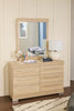 Riley Bedroom 6-Drawer Dresser, 49"W x 31"H, Made in Canada - Natural | Commode de chambre à coucher Riley de 49 po (L) x 31 po (H) à 6 tiroirs, fabriquée au Canada - naturelle