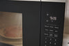 Whirlpool 1.6 Cu. Ft. Countertop Microwave with Sensor Cooking - YWMCS7022SB | Four à micro-ondes de comptoir Whirlpool de 1,6 pi3 avec cuisson par capteur - YWMCS7022SB