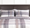 Conner 3-Piece Full/Queen Comforter Set | Ensemble d’édredon Conner de 3 pièces pour lit double ou grand lit