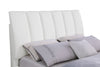 Nova Upholstered Platform Bed in White Vegan-Leather Fabric - King Size | Lit plateforme rembourré Nova en tissu de cuir végétalien blanc - format très grand lit