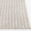 Dream Step Memory Foam Channel Ivory Faux Fur Area Rug - 5' x 7' | Carpette Dream Step à canaux en fausse fourrure ivoire avec mousse à mémoire de forme - 5 pi x 7 pi