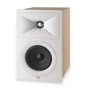 JBL Stage 250B 2-Way 5.25" Bookshelf Loudspeaker Pair - White (JBL250BWHT) | Paire de haut-parleurs d’étagère JBL Stage 250B de 5,25 po avec conception à 2 voies (JBL250BWHT) | 250BSWHT