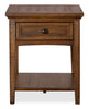 Hanson 20” Traditional Pine End Table with Storage - Toasted Nutmeg | Table de bout traditionnelle Hanson de 20 po en pin - muscade grillée