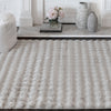 Dream Step Memory Foam Bubble Light Grey Faux Fur Area Rug - 5' x 7' | Carpette Dream Step à bulles en fausse fourrure gris clair avec mousse à mémoire de forme - 5 pi x 7 pi