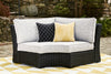Jasper Outdoor Patio Corner Chair - Resin Wicker, Nuvella Fabric, UV & Weather Resistant - Grey/Black | Fauteuil en coin Jasper pour la terrasse à l’extérieur - osier en résine, tissu Nuvella, résistant aux rayons UV et aux intempéries - gris et noir
