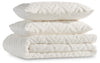 Tilda 3-Piece Full/Queen Comforter Set - White | Ensemble d'édredon Tilda 3 pièces pour lit double et grand lit - blanc | TILDW3FQ