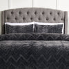 Tilda 3-Piece King Comforter Set - Charcoal | Ensemble d'édredon Tilda 3 pièces pour très grand lit - Gris foncé
