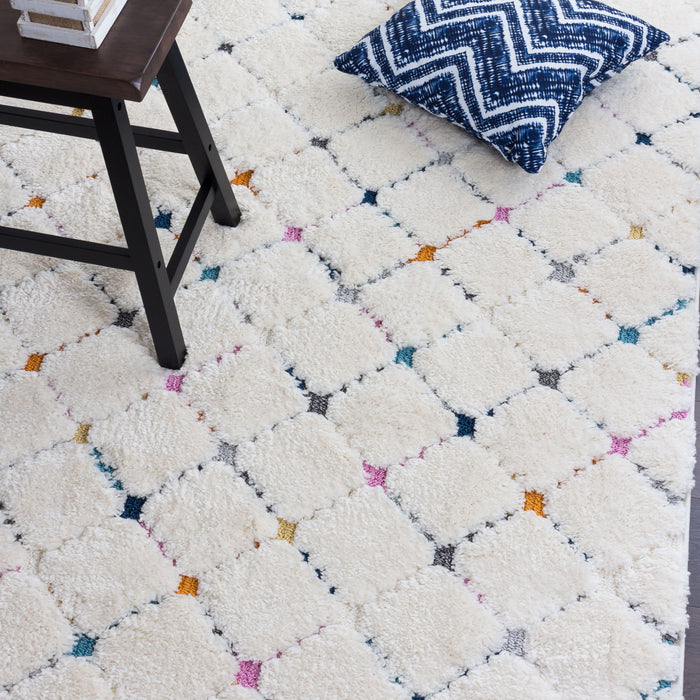 Lola Lattice 3x5 Area Rug