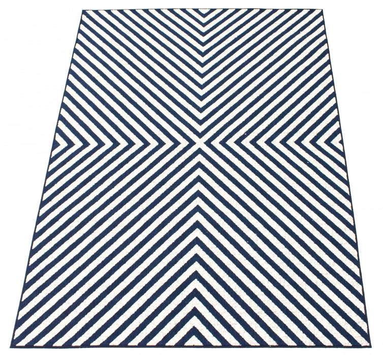 Dodie Blue-Ivory 4'7\" x 6'7\" Area Rug