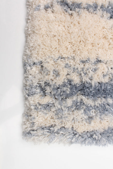 Kei Cream/Light Blue Area Rug - 3'11\" x 5'7\"