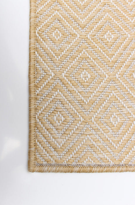 Neisha Diamond Gold Rug 6'7\" X 9'6\" Area Rug