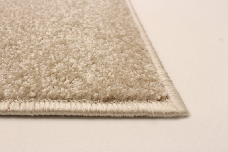 Ellegance Ivory / Green 7'10\" x 10'2\" Area Rug