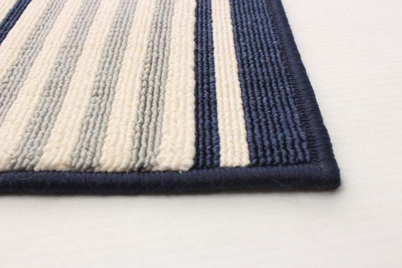 Talya Navy 4'7\" x 6'7\" Area Rug