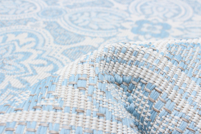 Neisha Traditional Light Blue Rug 6'7\" X 9'6\" Area Rug