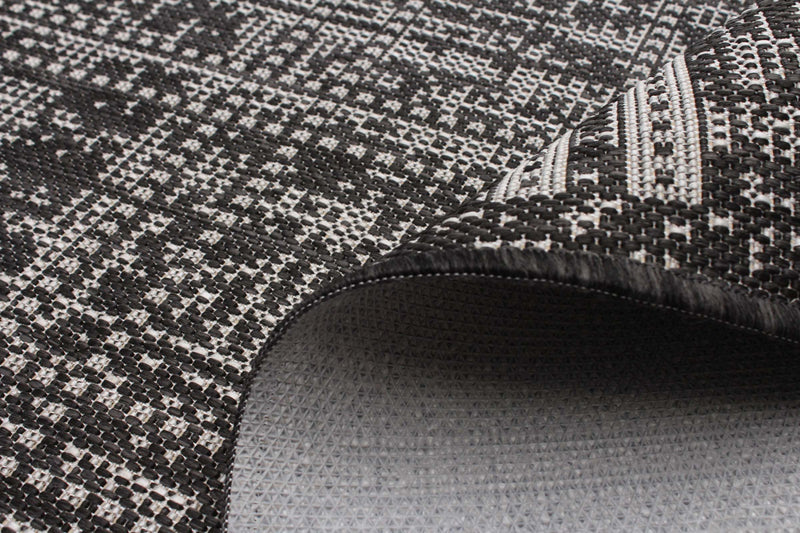 Joni Black Area Rug - 4'4\" X 6'5\" 