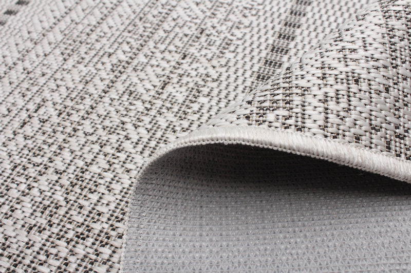 Wileen Grey Area Rug - 4'4\" X 6'5\" 