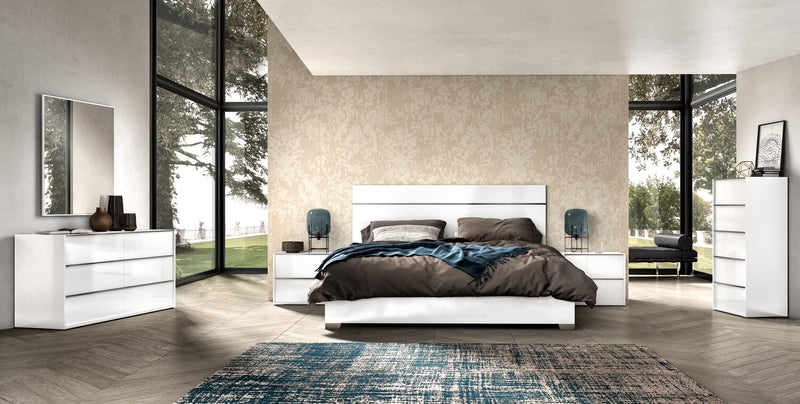 Raia 6pc Bedroom Set with Panel Bed, Dresser, Mirror & Nightstand - Made in Italy, Modern, White - Queen Size